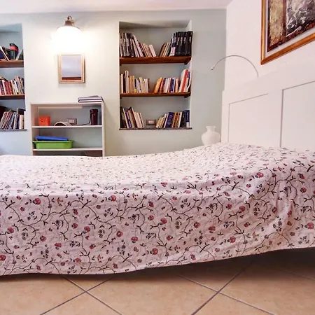 بيت للعطل Il Portico Casa Con Giardino Lago D'orta بيتيناسكو