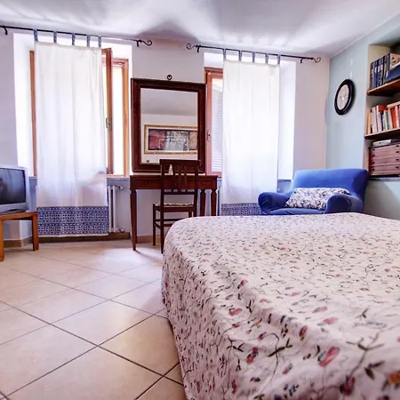 Il Portico Casa Con Giardino Lago D'orta بيت للعطل